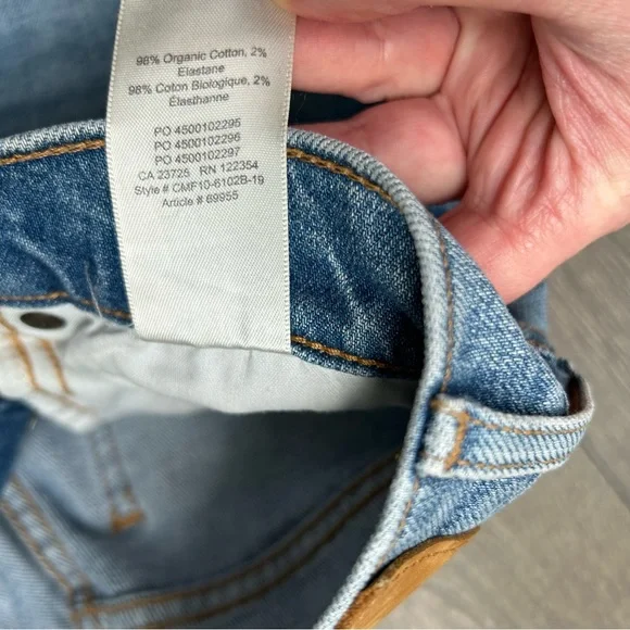 Aritzia Denim Forum The Yoko High Rise Slim Skinny Jeans High Waist Light Wash - Picture 11 of 15